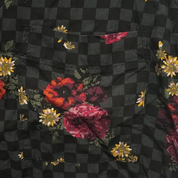 VANS Women’s floral button down blouse size: M - Picture 4 of 6